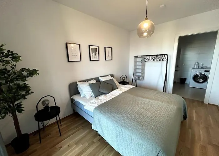 Stilvolle Mit Balkon Apartment