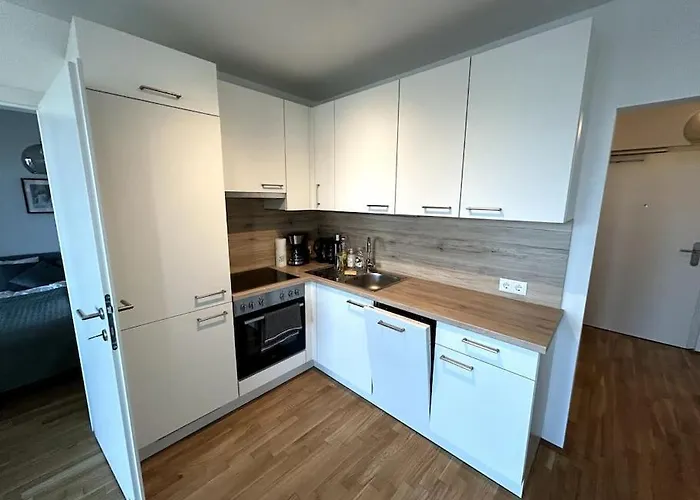 Apartment Stilvolle Mit Balkon